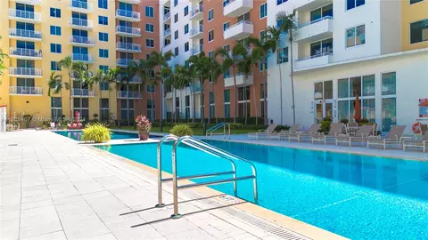 2775 NE 187th St #224, Aventura, FL 33180