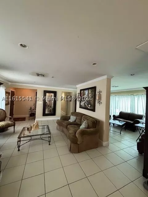 6440 Miller Dr, Miami, FL 33155 photo 7