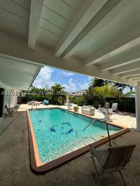 6440 Miller Dr, Miami, FL 33155 photo 2