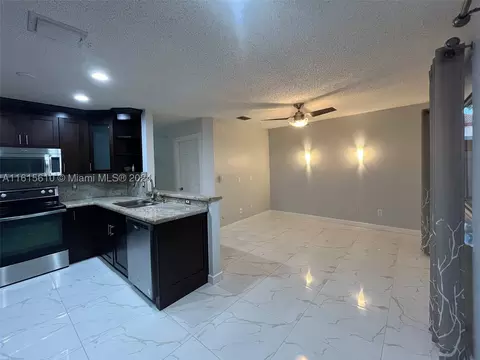 723 NW 208th Ter #723, Pembroke Pines, FL 33029