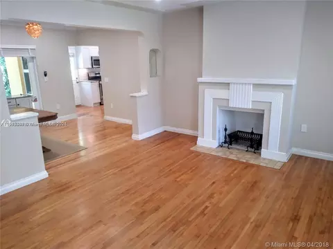 610 SW 25th Rd, Miami, FL 33129