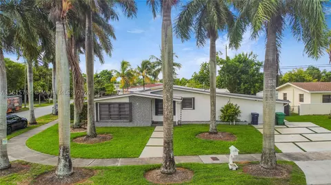11732 SW 173rd Ter, Miami, FL 33177