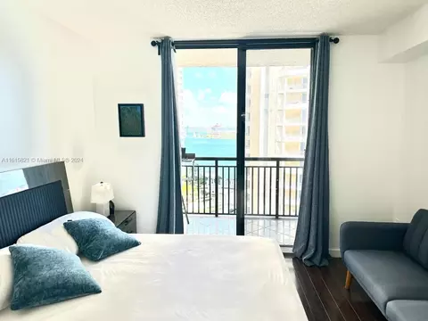 540 Brickell Key Dr #1624, Miami, FL 33131