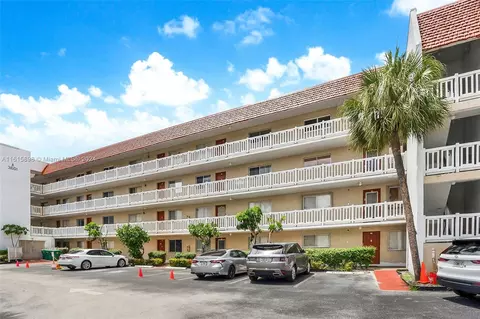 3601 Inverrary Dr #309, Lauderhill, FL 33319