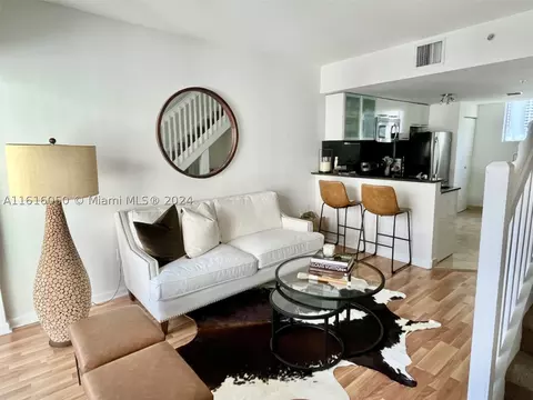 3339 Virginia St #315, Miami, FL 33133