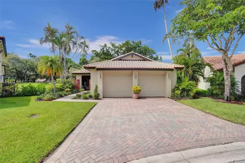 2034 Montpeliar, Weston, FL 33326