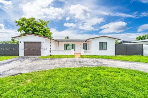 9431 NW 20th St, Pembroke Pines, FL 33024