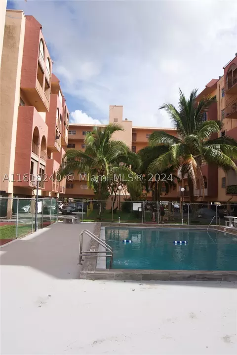460 E 23rd St #403, Hialeah, FL 33013