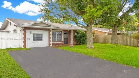 6620 NW 31st Way, Fort Lauderdale, FL 33309