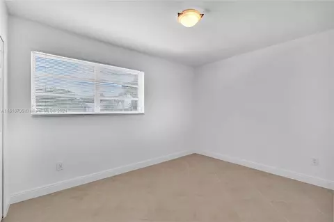 Bedroom - 630 W 53rd St, Hialeah, FL 33012 photo 3 of 4