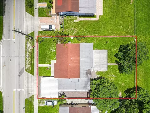 View/Area - 630 W 53rd St, Hialeah, FL 33012 photo 3 of 4