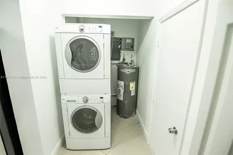Other - 630 W 53rd St, Hialeah, FL 33012 photo 6 of 9