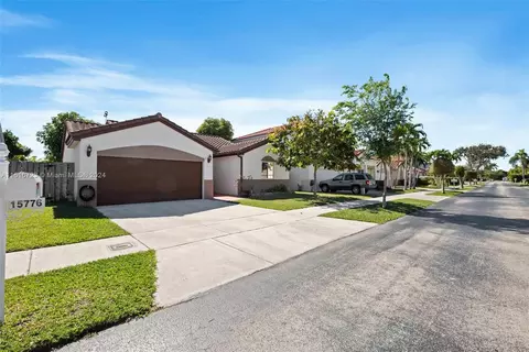 15776 SW 74th Ln, Miami, FL 33193