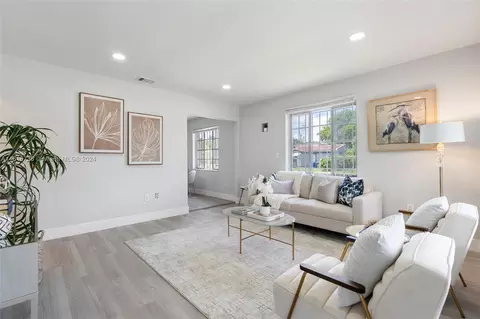 1004 S 24th Ter, Hollywood, FL 33020
