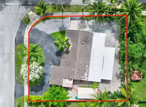 10300 SW 55th St, Miami, FL 33165