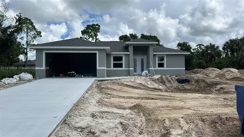 104 Pixie, Labelle, FL 33935 photo 1