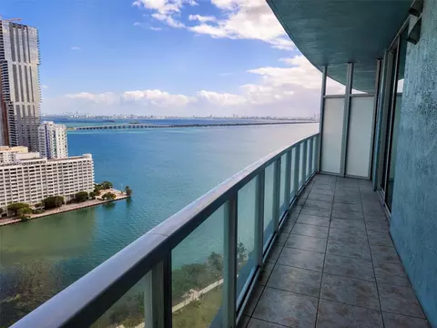 1900 N Bayshore Dr #2806, Miami, FL 33132