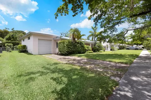 8301 SW 62nd Pl, South Miami, FL 33143