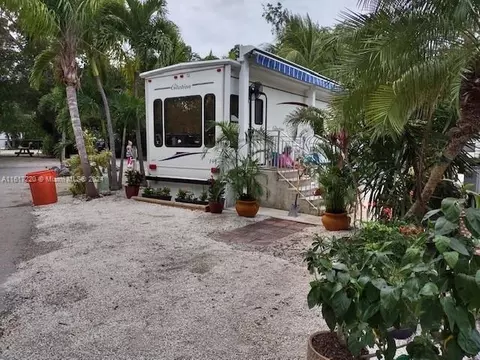101551 Overseas Hwy #149, Key Largo, FL 33037