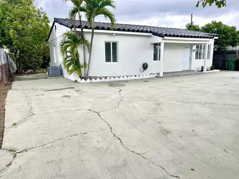 610 E 10th Ave, Hialeah, FL 33010 photo 1