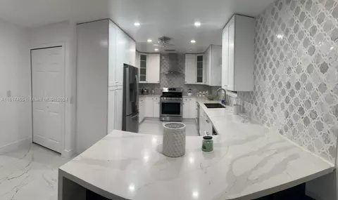 Undisclosed, Miami, FL 33196 photo 12