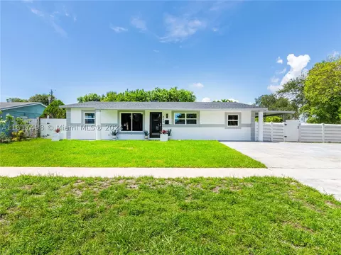 650 NW 38th Ct, Pompano Beach, FL 33064
