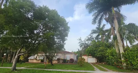 141 Palmetto Dr, Miami Springs, FL 33166