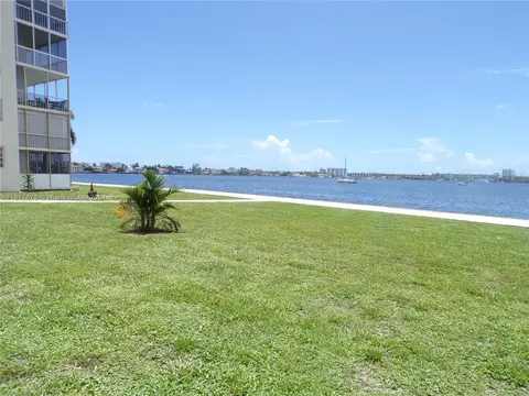 2920 Point East Dr #N109, Aventura, FL 33160