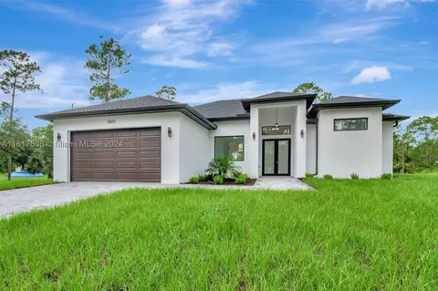 2023 Truman Ave, Alva, FL 33920