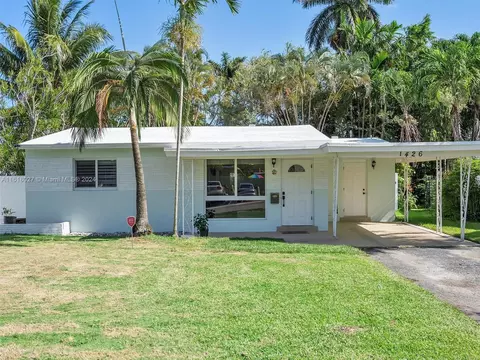 1426 Arthur St, Hollywood, FL 33020
