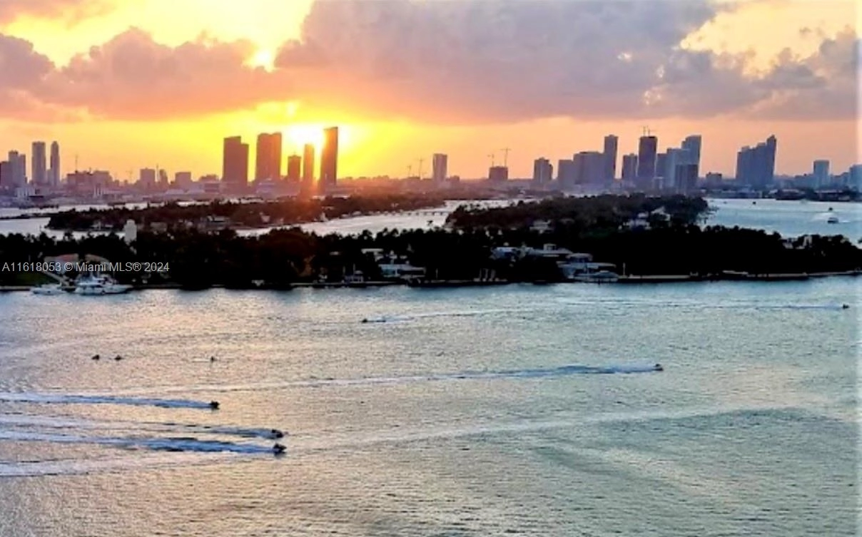 650 West Ave Unit 1811  