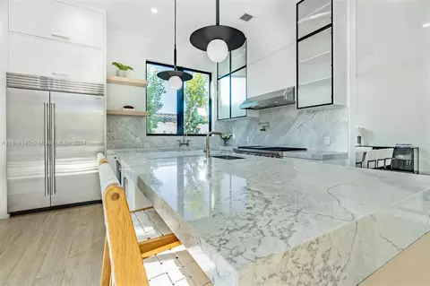 Kitchen - 9000 Abbott Ave, Surfside, FL 33154 photo 3 of 4