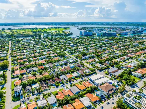 View/Area - 9000 Abbott Ave, Surfside, FL 33154 photo 11 of 11