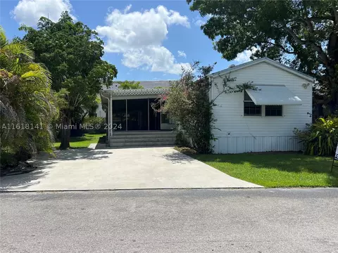 34420 SW 188 Ave #LOT 137, Homestead, FL 33034