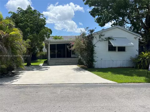 34420 SW 188 Ave #LOT 137, Homestead, FL 33034