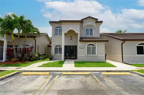 18754 NW 84th Psge #1802, Hialeah, FL 33015