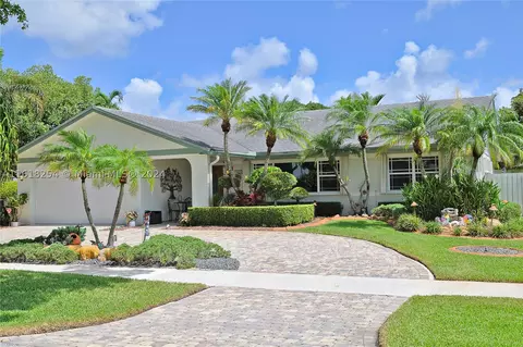 11977 SW 56th St, Cooper City, FL 33330