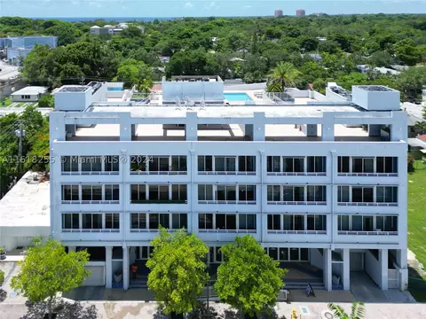 3250 Grand Ave #408, Miami, FL 33133
