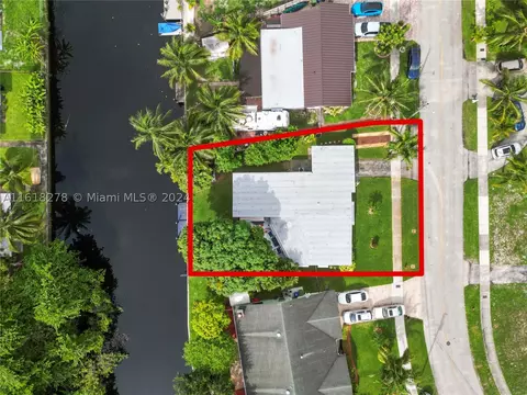 2040 NW 10th Ave, Fort Lauderdale, FL 33311