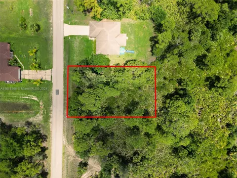 3421 53rd St W, Lehigh Acres, FL 33971