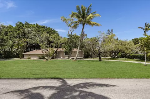 13805 SW 70th Ave, Palmetto Bay, FL 33158