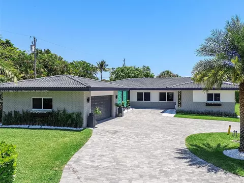 2155 NE 122nd Rd, North Miami, FL 33181