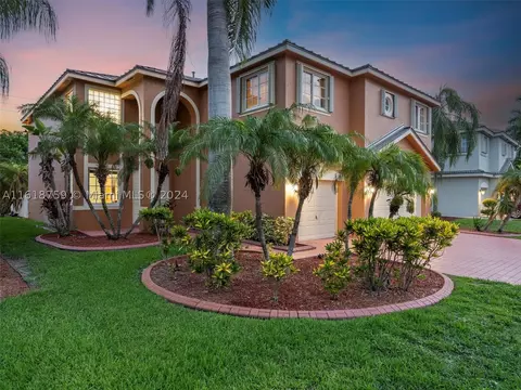 16312 SW 16th St, Pembroke Pines, FL 33027