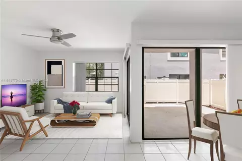 11713 NW 11th St #11713, Pembroke Pines, FL 33026
