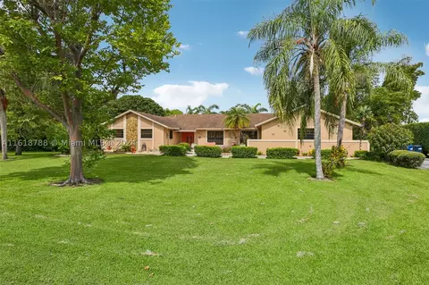 28124 SW 168th Ct, Homestead, FL 33030