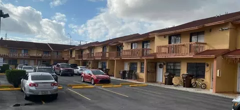 2349 W 66th Pl #302, Hialeah, FL 33016
