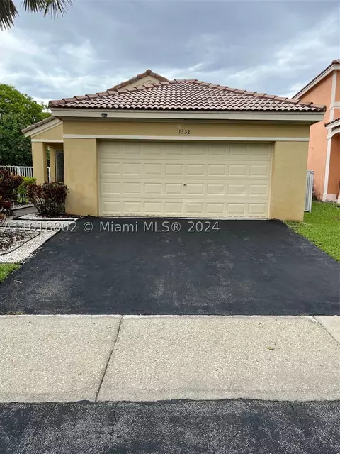 1332 Alexander Bnd, Weston, FL 33327