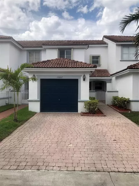 11607 NW 48th Ln, Doral, FL 33178