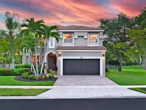 820 SW 171st Ter, Pembroke Pines, FL 33027