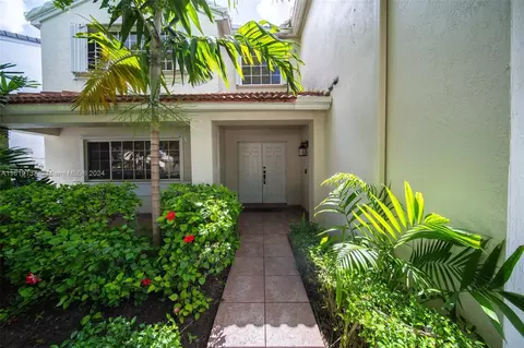 9931 SW 154th Ave, Miami, FL 33196
